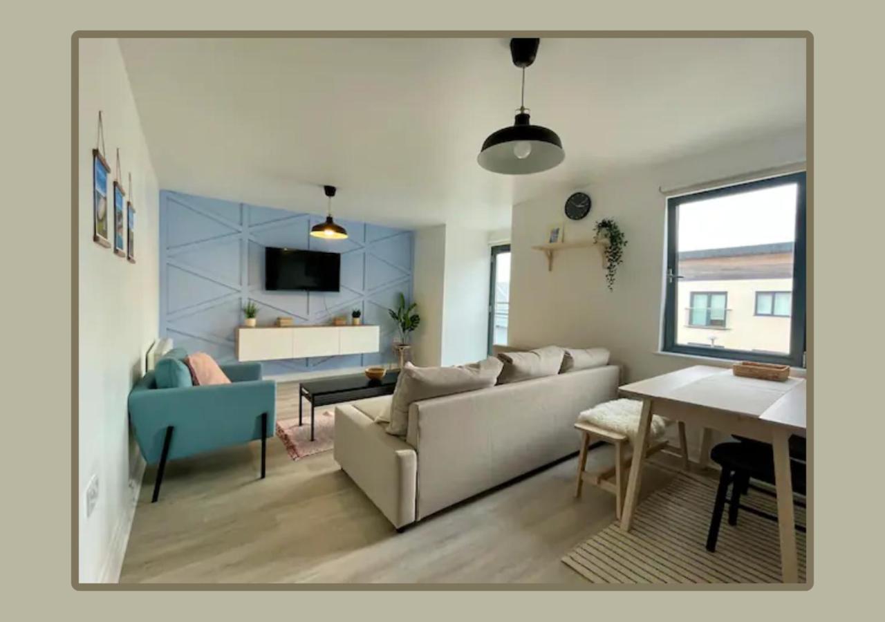 Family Friendly Maritime Apartment Swansea Exterior photo